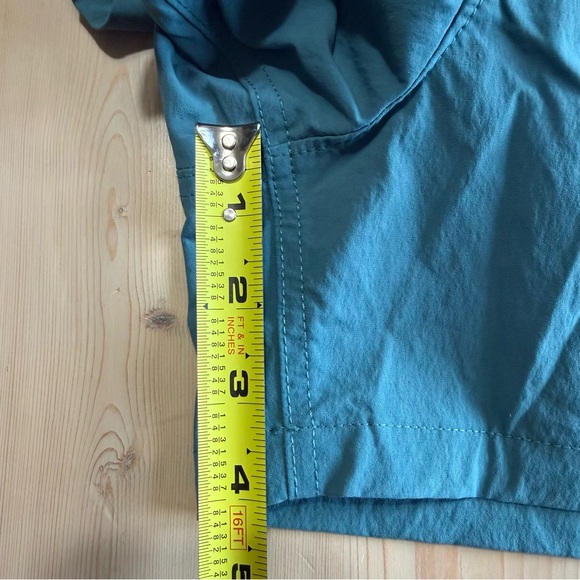 Patagonia Teal Women's Athletic hiking Everyday Outdoor shorts - Picture 7 of 11